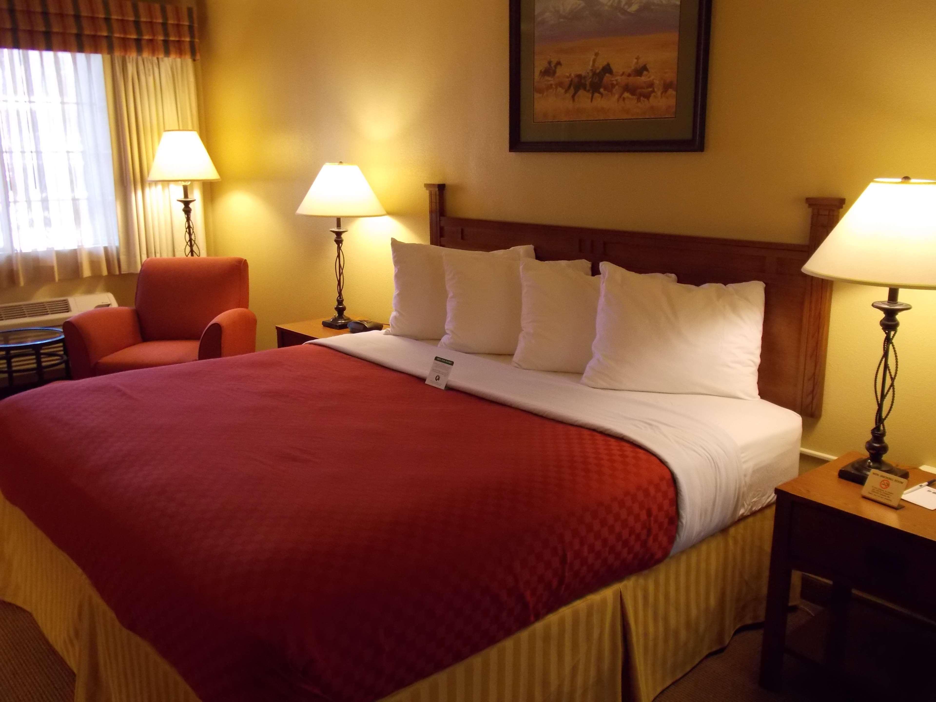 Best Western Executive Inn Hallettsville Eksteriør bilde