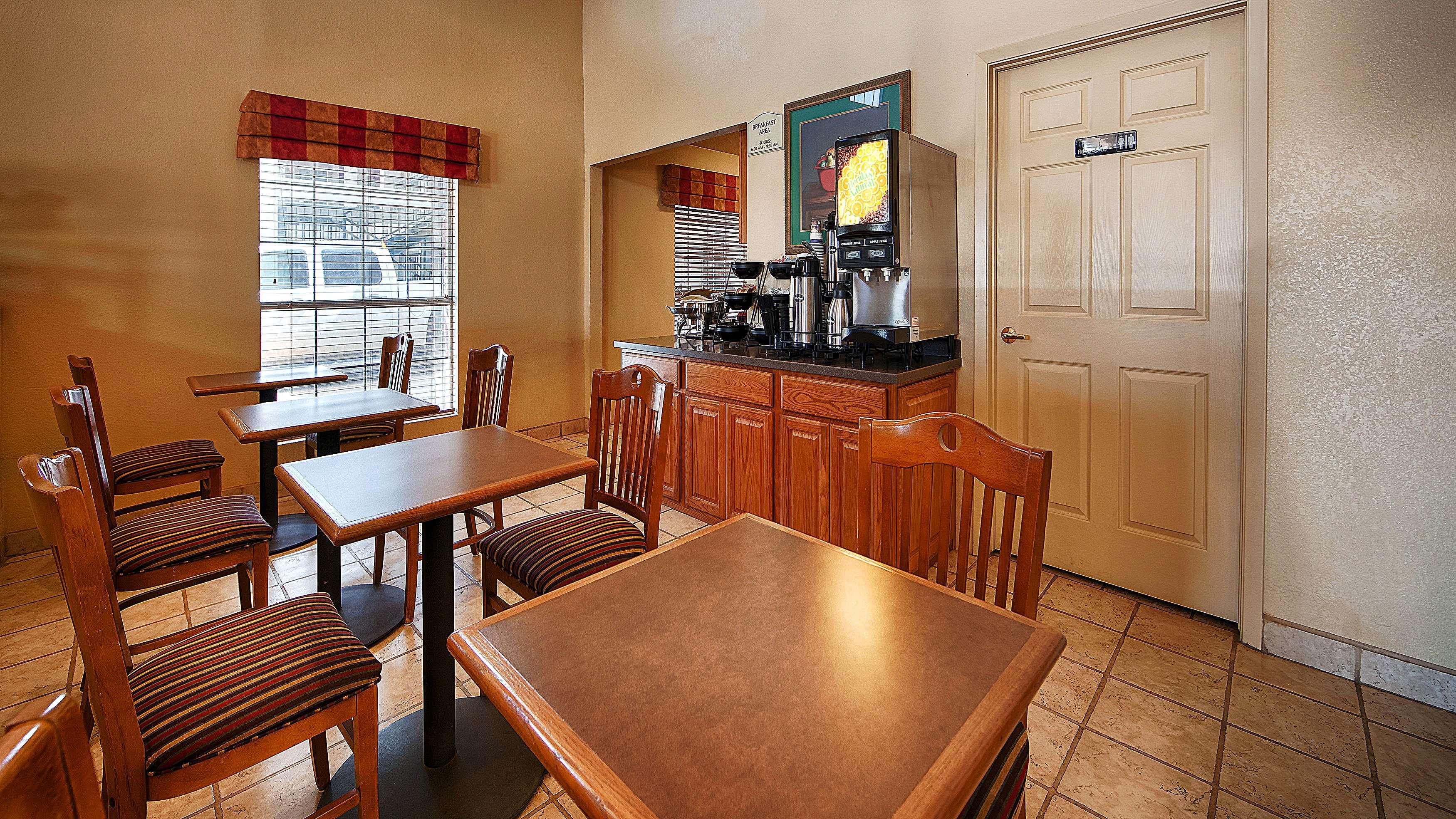 Best Western Executive Inn Hallettsville Eksteriør bilde